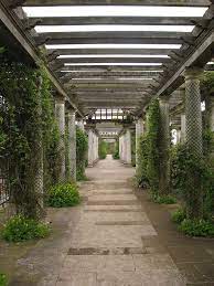 Pergola Hill Garden Hampstead Heath London Hampstead Heath Golders Green Garden On A Hill