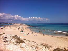 Die anzahl der sonnenstunden steigt im jahresverlauf ab april stetig an, bis sie im hochsommer im juli und august durchschnittlich elf stunden erreicht. Beste Reisezeit Formentera Wetter Klimatabelle Und Klimadiagramm