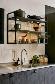 Hyllram I Den Har Stilen Marbodal Malevik Mork Vagghylla Kitchendecoridea Cozinhas Modernas Cozinhas Decoracao Cozinha Pequena