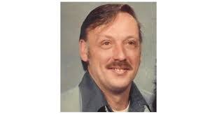 Lori Heinbaugh's Instagram, Twitter & Facebook