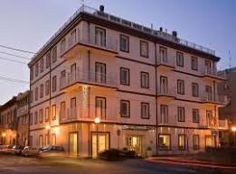With some of the best nightlife in italy, rimini has a wealth of bars with dance floors, many by the beach, and the next door town of riccione is a clubbing mecca. Die 10 Besten Hotels In Rimini Italien Ab 20