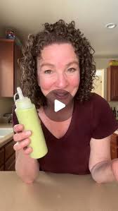 Lisa Macri (lisaamacri)