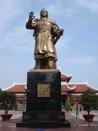 Ngày 21 tháng 12 năm 1788, nhận được tin báo khẩn cấp của ngô văn sở, ngay ngày hôm sau, tại phú xuân, nguyễn huệ làm lễ lên ngôi hoàng đế, lấy niên hiệu là quang trung, rồi lập tức thống lĩnh đại quân tiến ra bắc. Quang Trung Wikipedia Tiáº¿ng Viá»‡t