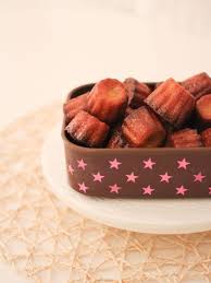 Recette Mini Canneles Caramel Beurre Sale Via Mercipourlechocolat Fr Canneles Dessert Recette Canneles Recette Caramel