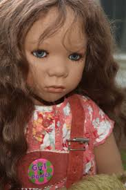 Himstedt Millie wears authentic leather Lederhosen