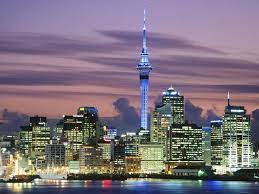 Best Time To Visit New Zealand South Island And North Island Honeymoon Find When Is The Best Time New Zealand Cities Cool Places To Visit Auckland New Zealand