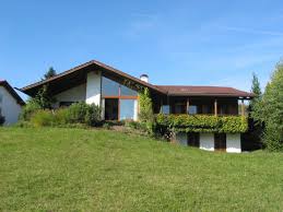 Murnau is on the edge of the bavarian alps, about 70 kilometres (43 mi) south of munich.directly to its west is the staffelsee lake and to the south are the peaks and ridges of the ammergau alps beginning. Haus Zum Verkauf Moosrain 67 82418 Garmisch Partenkirchen Kreis Murnau Am Staffelsee Mapio Net