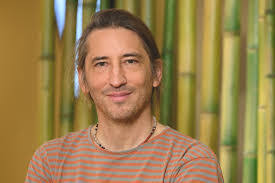 Daniel Knichel's Instagram, Twitter & Facebook