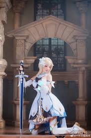 Genshin impact cosplays you need to try this year! Cosplay Lumine Genshin Impact Official Community