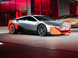 Photo Comparison Bmw Vision M Next Vs Bmw M1 Hommage Bmw Bmw M1 Bmw Concept Car