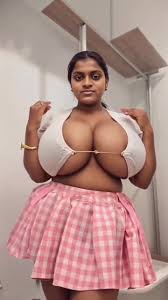 Ramya - Vídeos y Fotos Porno - EroMe