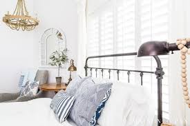 White and blue master bedroom ideas. Blue And White Bedroom Ideas For Summer Maison De Pax