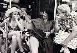 To get into the travis bickle role, the new york native spent two weeks working as a taxi driver in the city. Young Jodie Foster On Set Of Taxi Driver Circa 1975 Album On Imgur