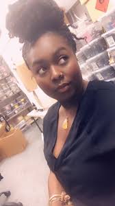 Please can you tell what played for 8:30 pot I don't see any live