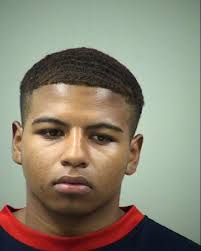 19-year-old accused of carjacking Jeep SUV, forcing driver at gunpoint to  withdraw cash from ATMs