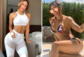 A pocos días de que se confirmara su romance con arturo vidal, sonia isaza vuelve a revolucionar las redes sociales con un especial mensaje dedicado al volante del barcelona tras la derrota frente al liverpool en semifinales de champions league. Sonia Isaza La Escultural Modelo Colombiana Que Flecho A Arturo Vidal Novias Futbol