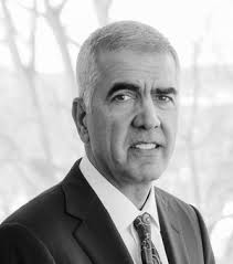 URBN CEO And Leadership: Executives and Demographics