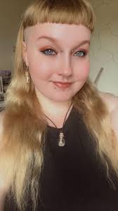 Hey everyone! Trying to get more gaming buddies and the vibe here is one of  the best! I'm a witchy crystal and plant loving enby that also loves cars  (I have a