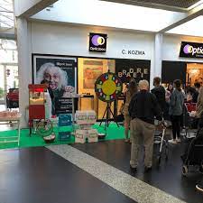 sympathique week end d animations au centre croix blanche d epalinges plus de 600 bons et cadeaux distribues avec la roue de la fortune pour les adultes et p