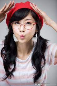 Nerd Girl Aol Image Search Results Girl Hairstyles Nerdy Hairstyles Hair Styles