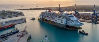 Boskalis, the dutch sea transport specialists, have taken on the task to carry the biggest spar platform. Video Boskalis Lifts Mega Cruise Ship On Boka Vanguard Swz Maritime