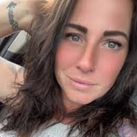 Alicia Redman's Instagram, Twitter & Facebook