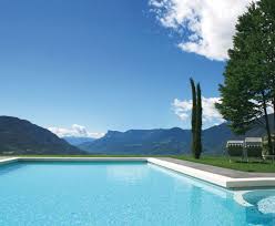 Hotel Der Kuglerhof S Hotel Dorf Tirol Hotel Meran 4 Sterne Hotel Sudtirol Wellnesshotel Meran Gourmet Tirolo Alto Adige Hotel