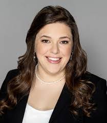 Allison Andrade's Instagram, Twitter & Facebook