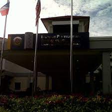 Pusat kecemerlangan penyelidikan ditubuhkan untuk memberi tumpuan kepada penyelidikan dalam bidang terpilih selaras dengan kedudukan ukm sebagai universiti penyelidkan. Photos At Institut Penyelidikan Bioteknologi Ums