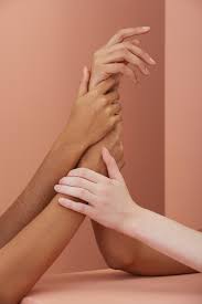 21 Ways To Help Someone You Love Through Grief | Time