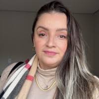 200+ perfis com “Thamiris Rodrigues”