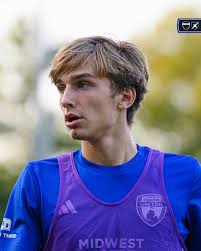 Lilah Smith from our 2007 ECNL team has committed to play college soccer at  the University of Toledo! Lilah is a Class of 2025 defender from Richland,  and her favorite Midwest memory