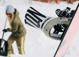 Best Snowboard Gear For Women Tactics