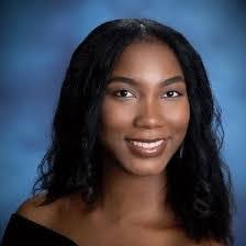 Kiara Chapman's Instagram, Twitter & Facebook