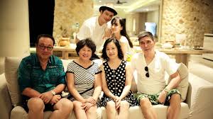 Eddie peng rumored to be involved with bai baihe. Huang Xiaoming Bought His S 20mil Home From A 13 Year Old Who Refused To Transfer The Ownership So He Sued The Kid Today