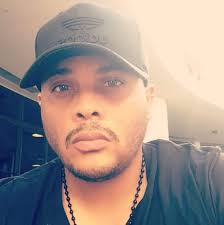 Playing zombies mode alone