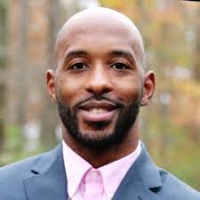 Shawn Kimble's Instagram, Twitter & Facebook