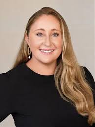 Chelsea Mansfield's Instagram, Twitter & Facebook