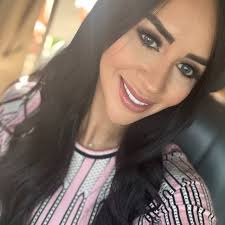 Arianna López 🌺 (@ariannalopez1) • Threads, Say more