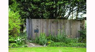 Palissade Quelle Est La Palissade Ideale Pour Votre Jardin Canisse bambou, osier, palissade bruyère, barrière composite, nos clôtures de jardin supportent le gel et résistent parfaitement aux uv. palissade ideale pour votre jardin