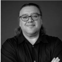 30+ perfiles de «Gerald Arias»