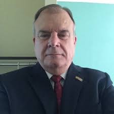 Lester Alsup's Instagram, Twitter & Facebook