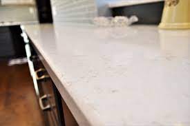 Designer collection has rich quartz colors with intricate patterns that will add style to your countertops. Aspen Color Mutfak