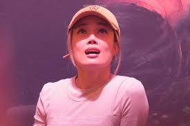 我真係冇諗過陳奕迅會坐係我後面😳 佢睇得勁開心，雖然我都係🤗 呢場係我第4場White Summer了😆 見完陳奕迅，我成個腦都係