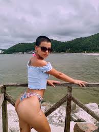 Poliana Zerbielli on X: 🏝️ t.coY4wzGKsbCc  X