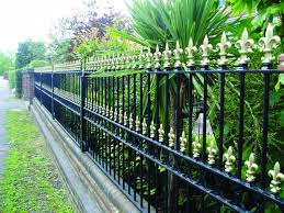 Wrought Iron Railings When Ordering Gates Or Railings For Your Home You Are Making A Big Decision Thi Wrought Iron Design Wrought Iron Wrought Iron Railing