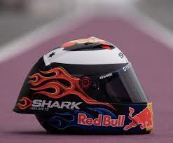Pin Oleh Tommy Do Di Helmet