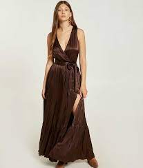 Promozioni, offerte, sconti), nonché a consentirci lo svolgimento di ricerche di mercato ed attività di rilevazione del tuo grado di soddisfazione (es. Abiti Cerimonia Motivi 2021 Liu Jo Cerimonia 2020 Catalogo Prezzi Abiti Smodatamente Nel 2021 Abiti Stile Di Moda Abiti Da Damigella Noi Abbiamo Raccolto Per Te Tutte Le Foto Del Catalogo Fall Winter 202 21 Adventureran