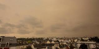 Gilet jaune has 193,526 members. Bretagne Pourquoi Le Ciel Est Devenu Jaune Lundi Le Point