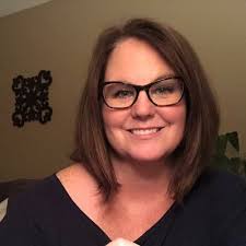 Michelle Roehl's Instagram, Twitter & Facebook